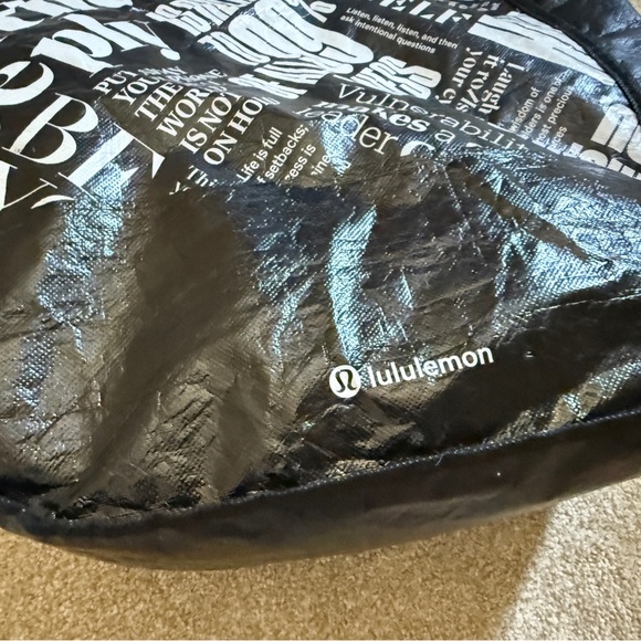 LULULEMON Large Black White Reusable Shopping Bag 16” X 13 1/2” Tote Retail Bag - Picture 5 of 12